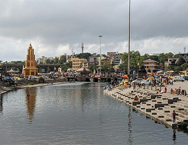 kuber cab nashik 
